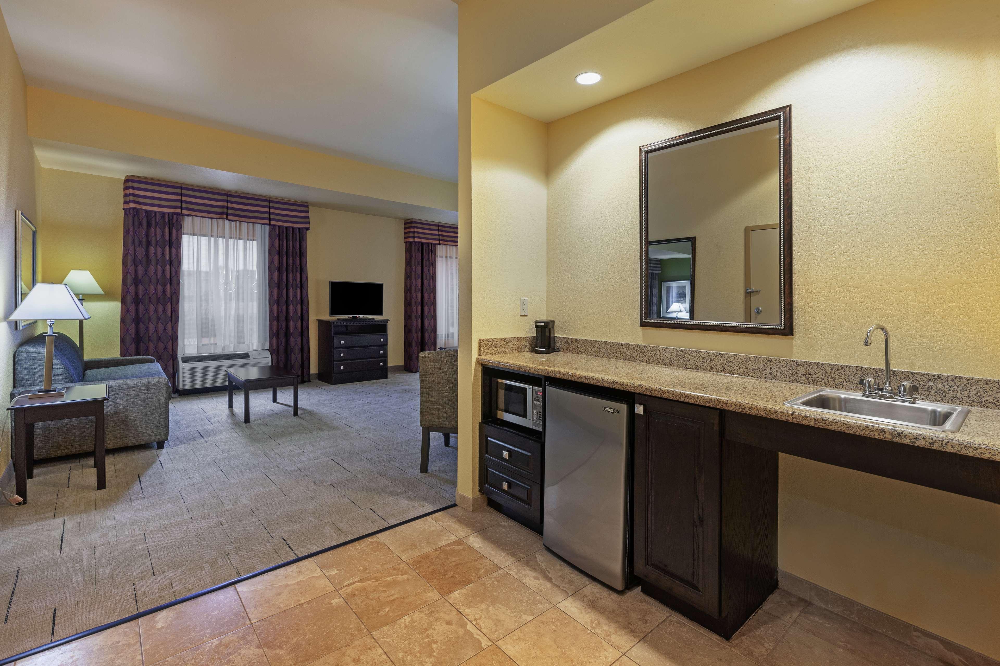 Hotel Hampton & Owasso