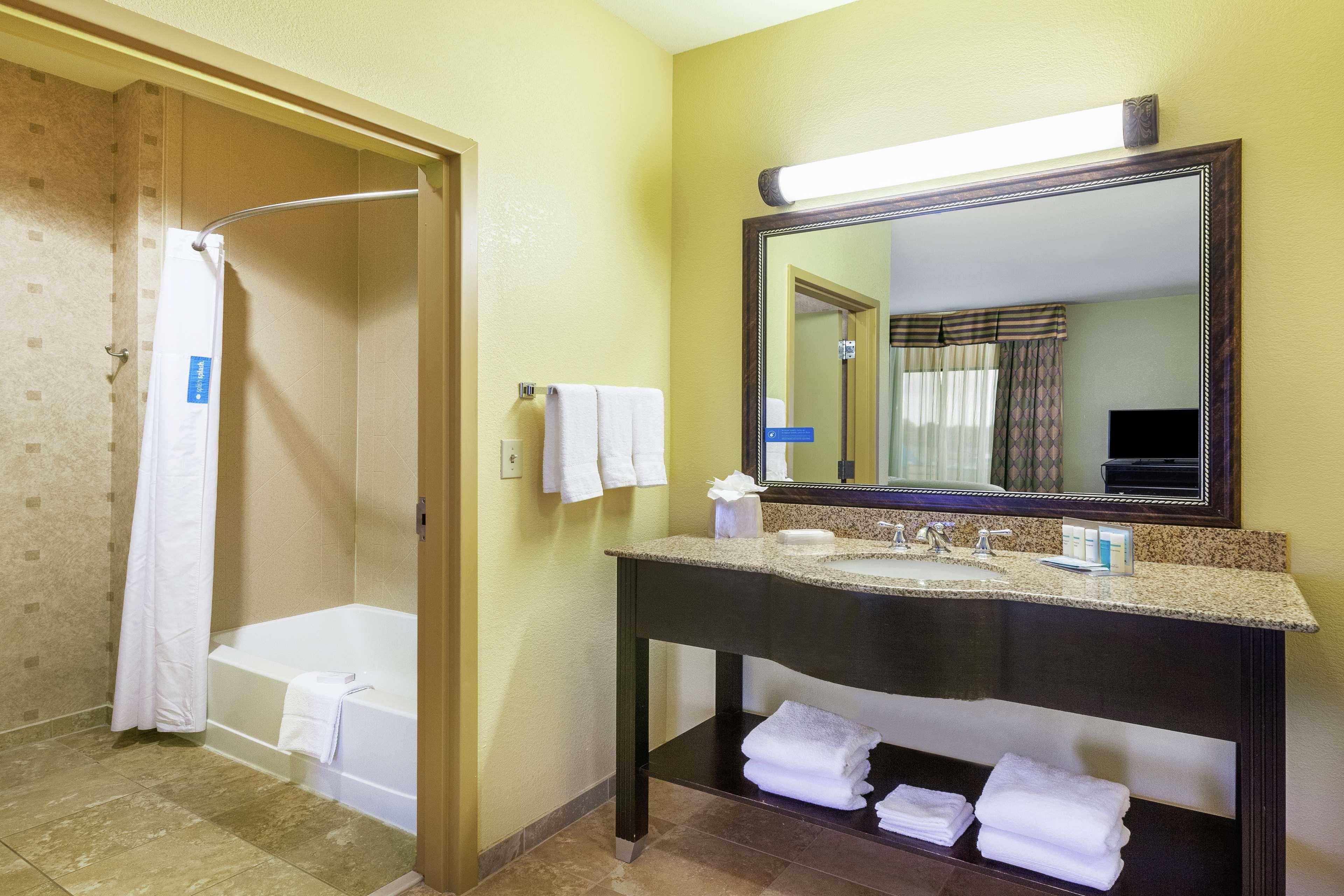 Hotel Hampton &