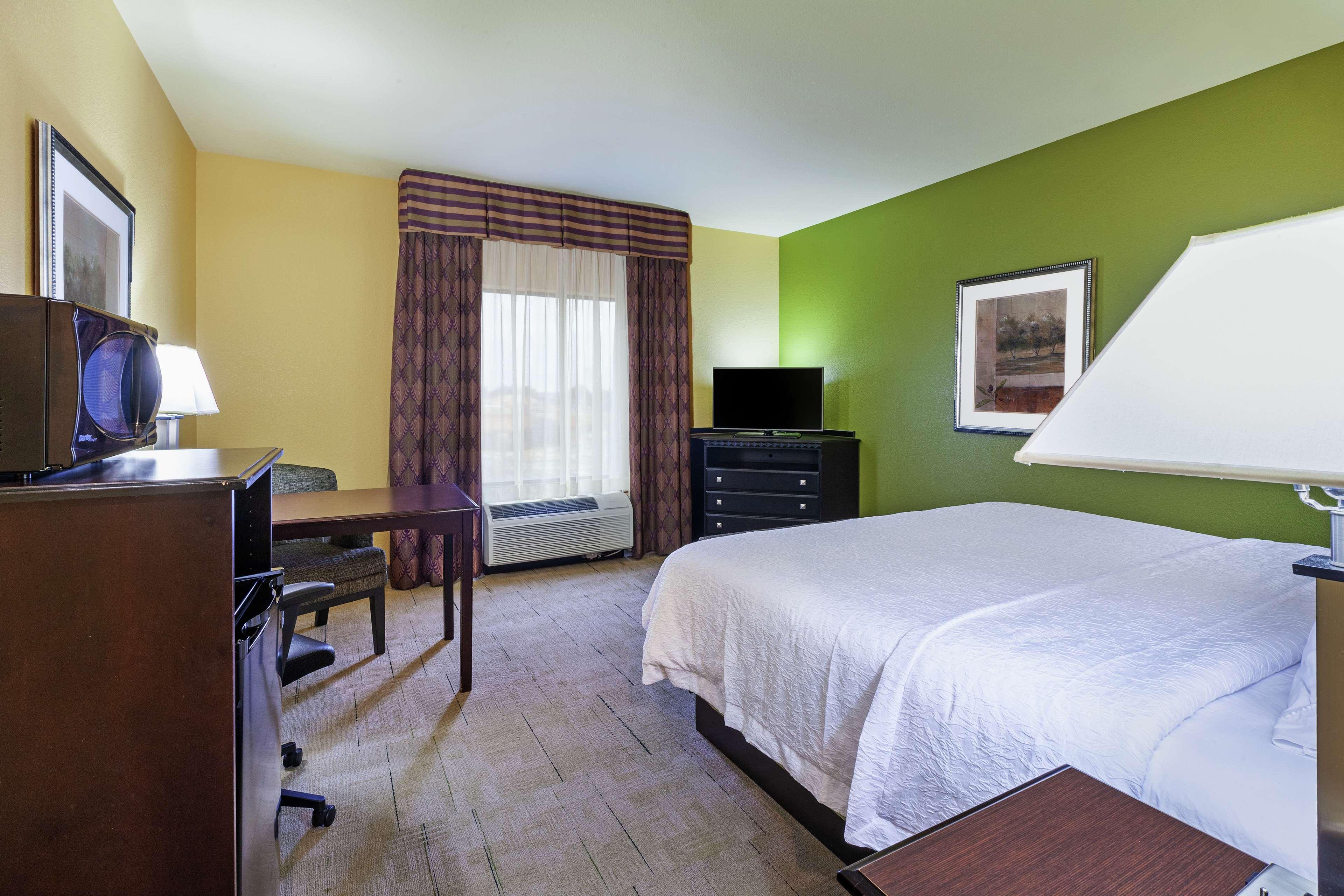 Hotel Hampton &